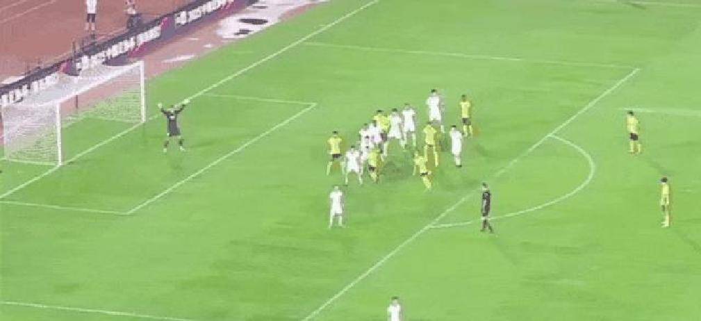 队伍实力均衡，惊险胜负频频上演