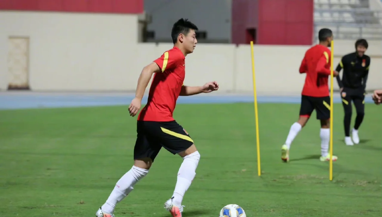 火箭新援崭露头角，球队备战信心满满