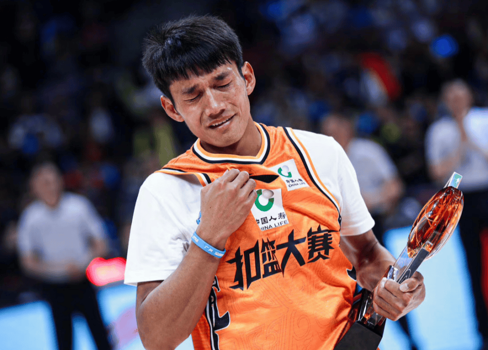 包含CBA新赛季转会市场蠢蠢欲动,多队欲引进外援强化实力的词条 包含CBA新赛季转会市场蠢蠢欲动,多队欲引进外援强化实力的词条