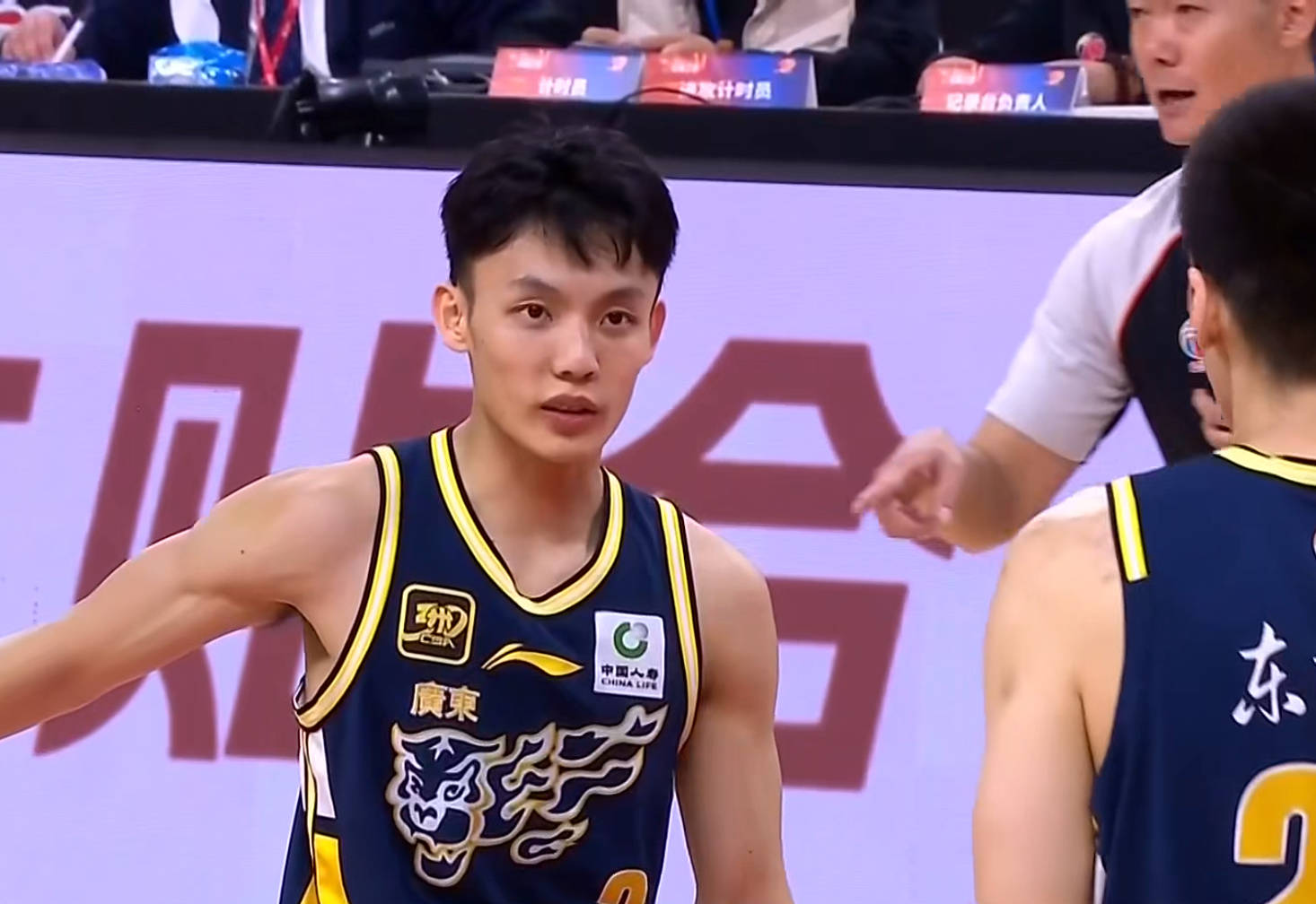 包含CBA新赛季转会市场蠢蠢欲动,多队欲引进外援强化实力的词条 包含CBA新赛季转会市场蠢蠢欲动,多队欲引进外援强化实力的词条