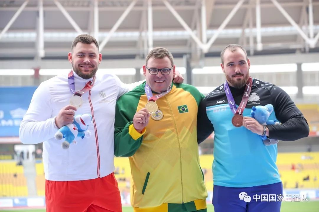 卢森堡田径选手耐力十足,荣膺冠军 卢森堡田径选手耐力十足,荣膺冠军