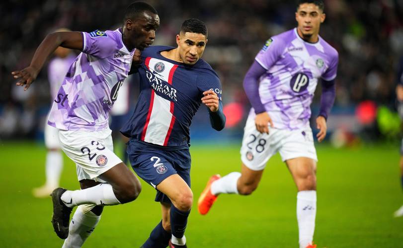 赛季关键战役即将上演,球队士气如何? 赛季关键战役即将上演,球队士气如何?