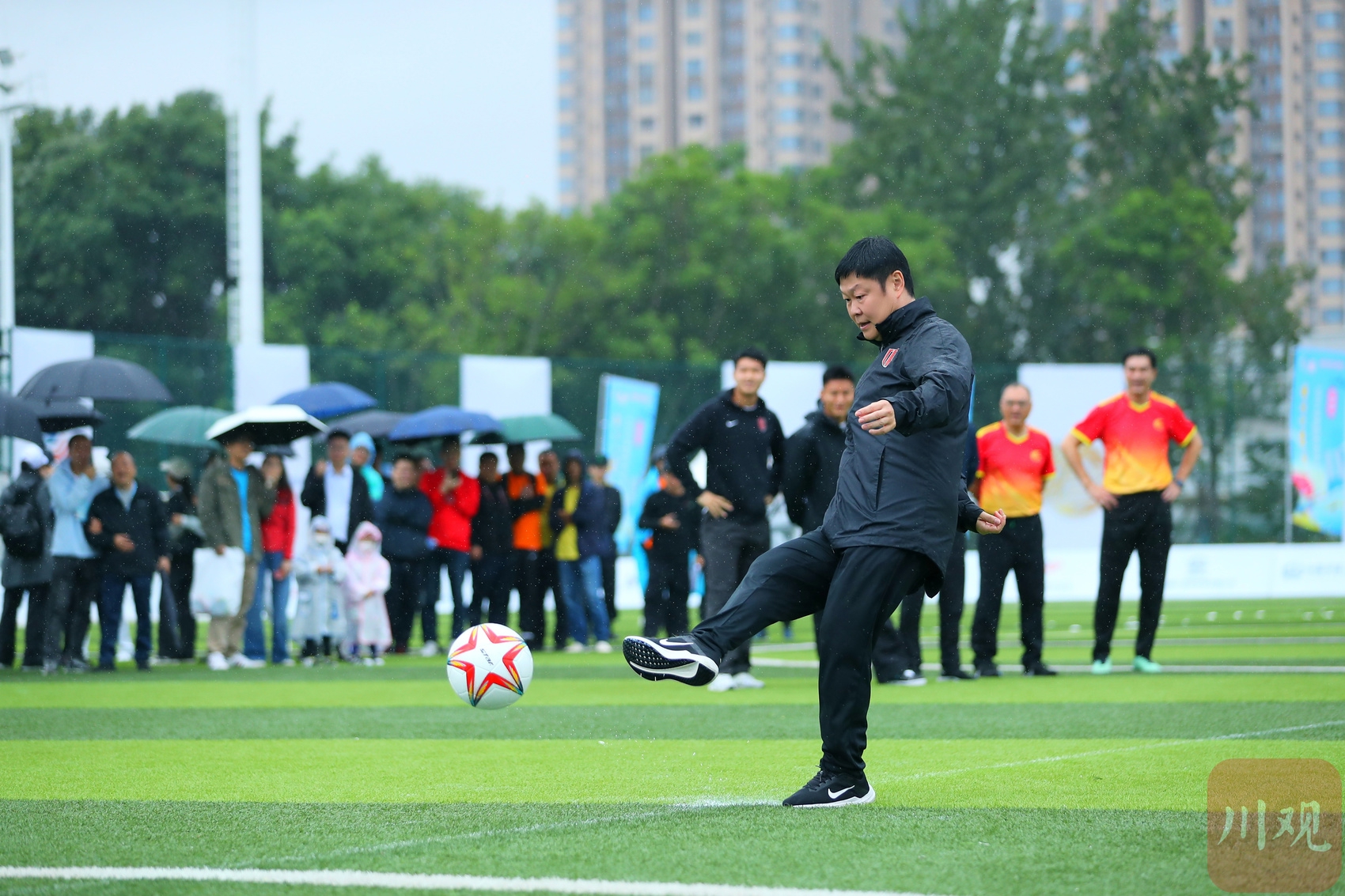 赛事组织者推出新赛事,吸引足球爱好者 赛事组织者推出新赛事,吸引足球爱好者