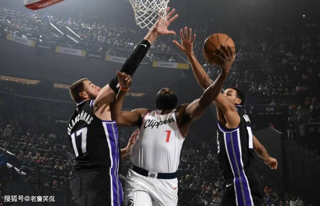 快船完胜国王，继续领跑西部