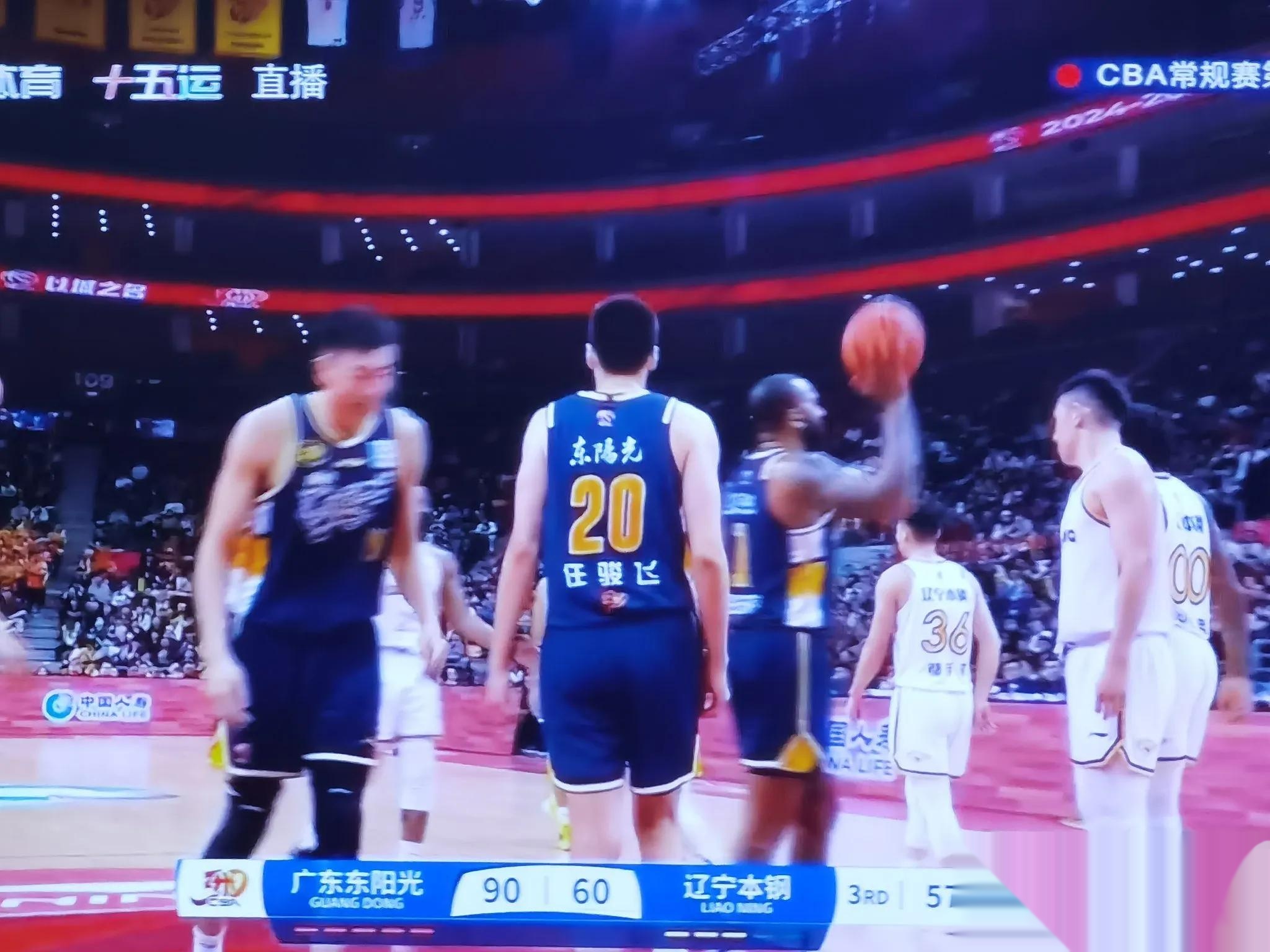 勇士赢得狭胜,强势保持东部第二 勇士赢得狭胜,强势保持东部第二