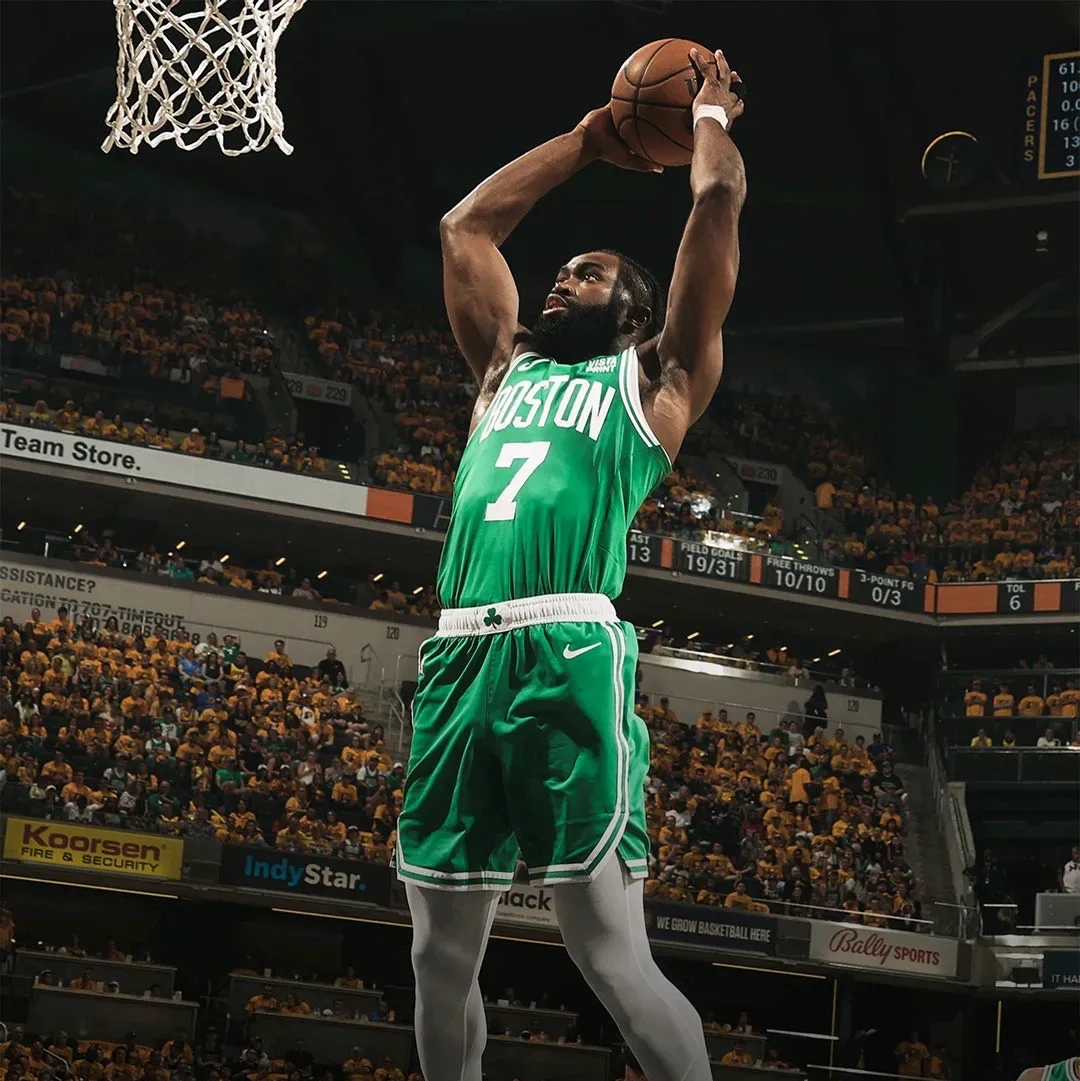 步行者惊险战胜凯尔特人