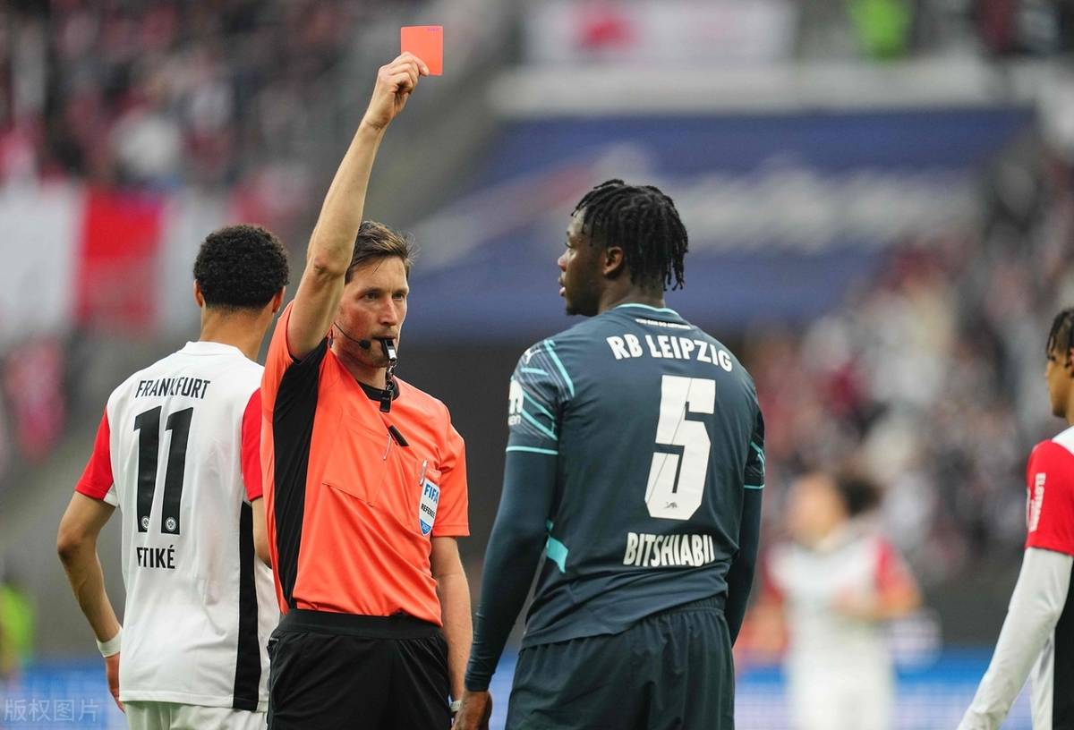 包含拜仁大胜，红牛莱比锡主场1-2不敌！的词条